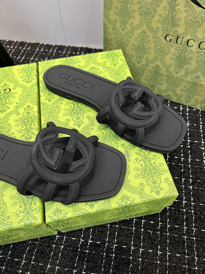 Gucci Interlocking G Slide Sandal · 4723 — תמונה 8