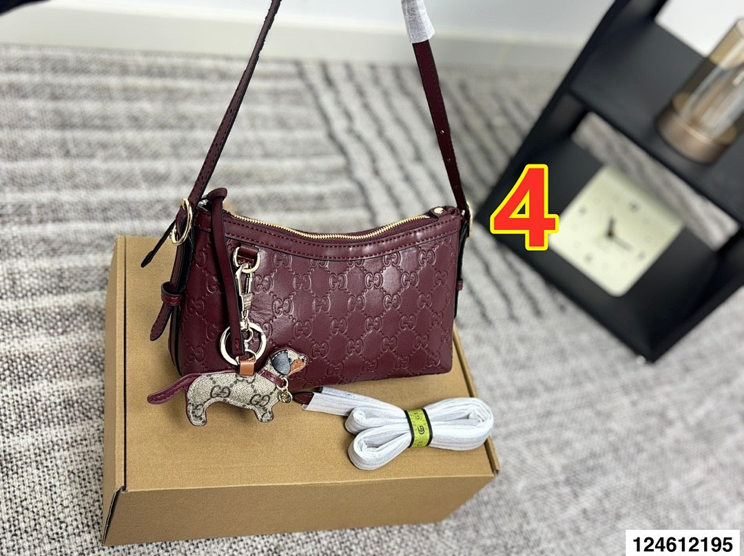 Gucci GG Emblem · 5841 — תמונה 4