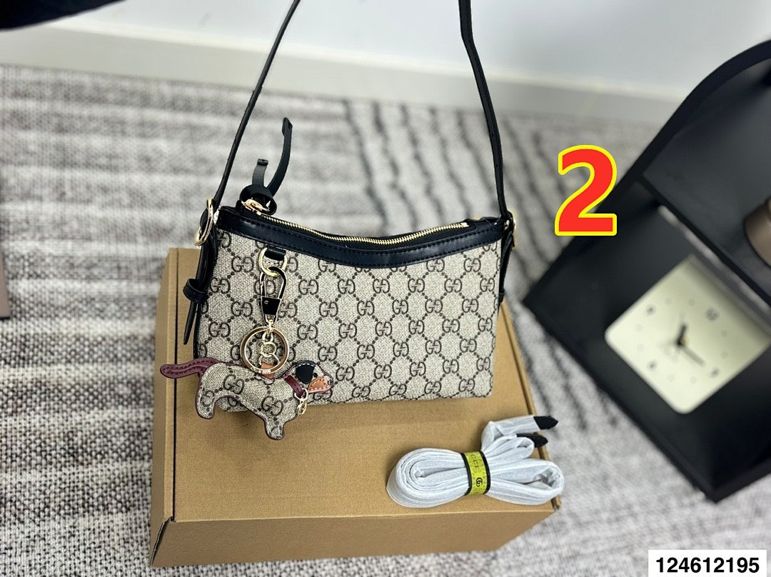 Gucci GG Emblem · 5841 — תמונה 2
