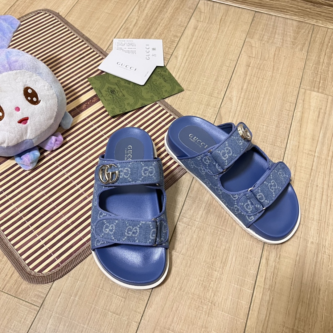 Gucci Double G GG Canvas Sandal · 4754 — תמונה 18