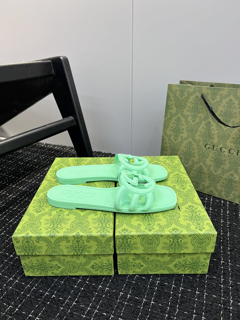 Gucci Interlocking G Slide Sandal · 4723 — תמונה 21