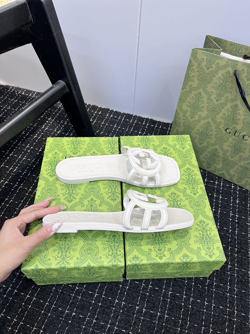 Gucci Interlocking G Slide Sandal · 4723 — תמונה 14