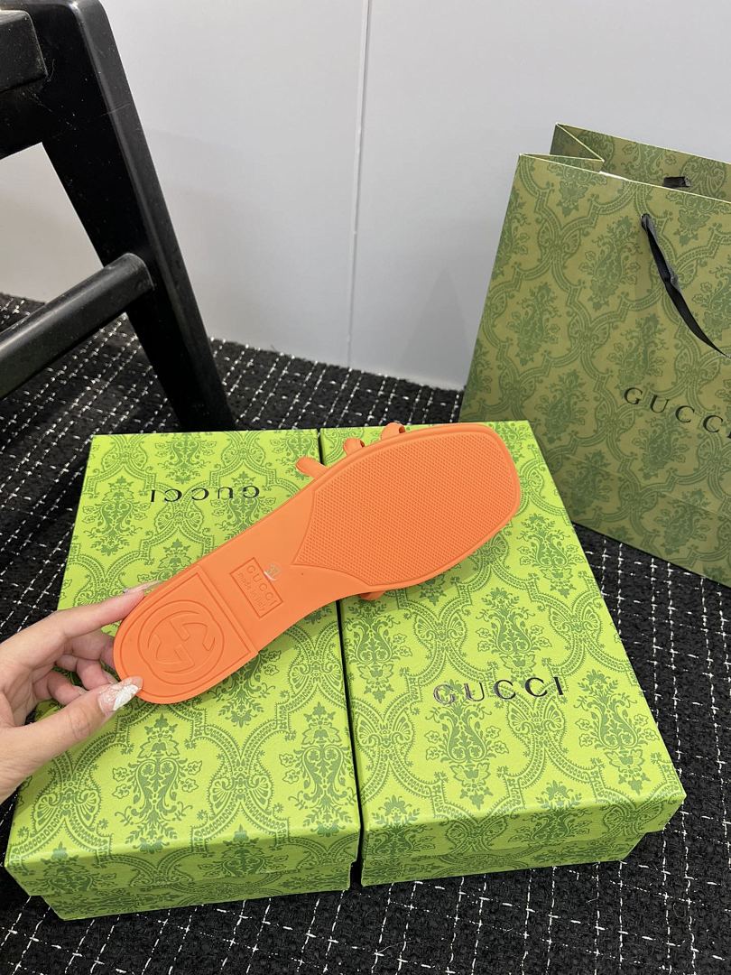 Gucci Interlocking G Slide Sandal · 4723 — תמונה 23