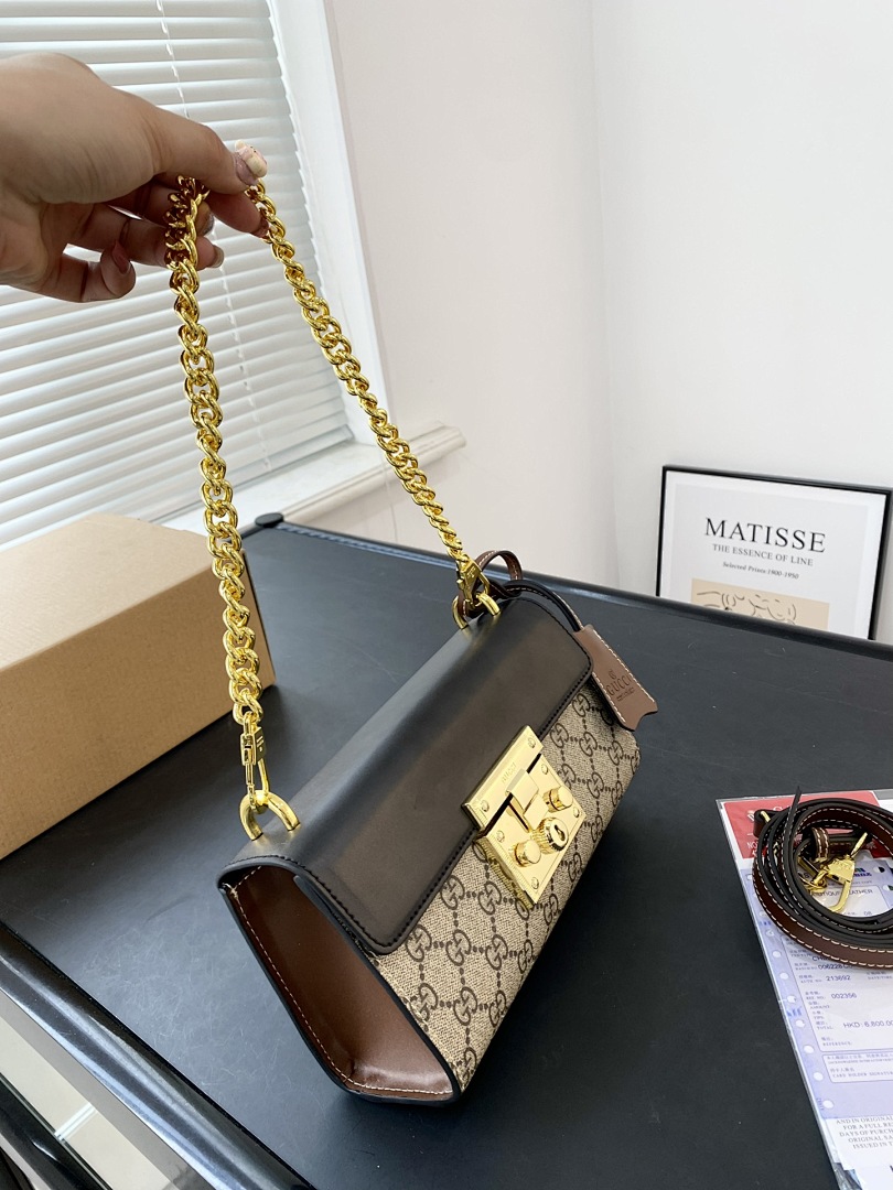 Gucci Padlock GG Supreme Shoulder Bag · 4808 — תמונה 3
