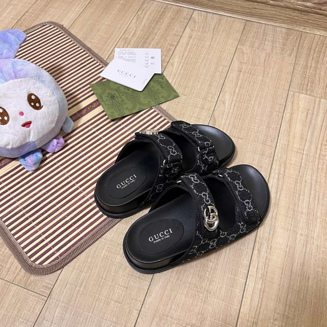 Gucci Double G GG Canvas Sandal · 4754 — תמונה 21