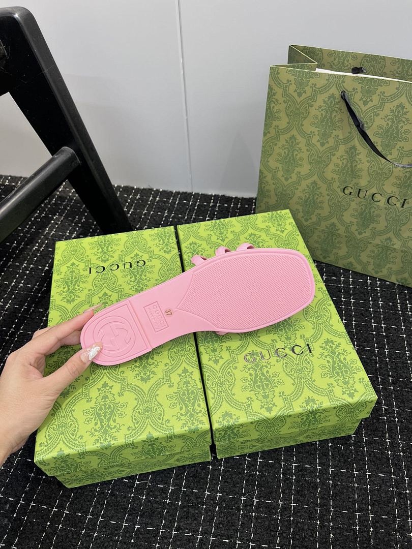 Gucci Interlocking G Slide Sandal · 4723 — תמונה 16