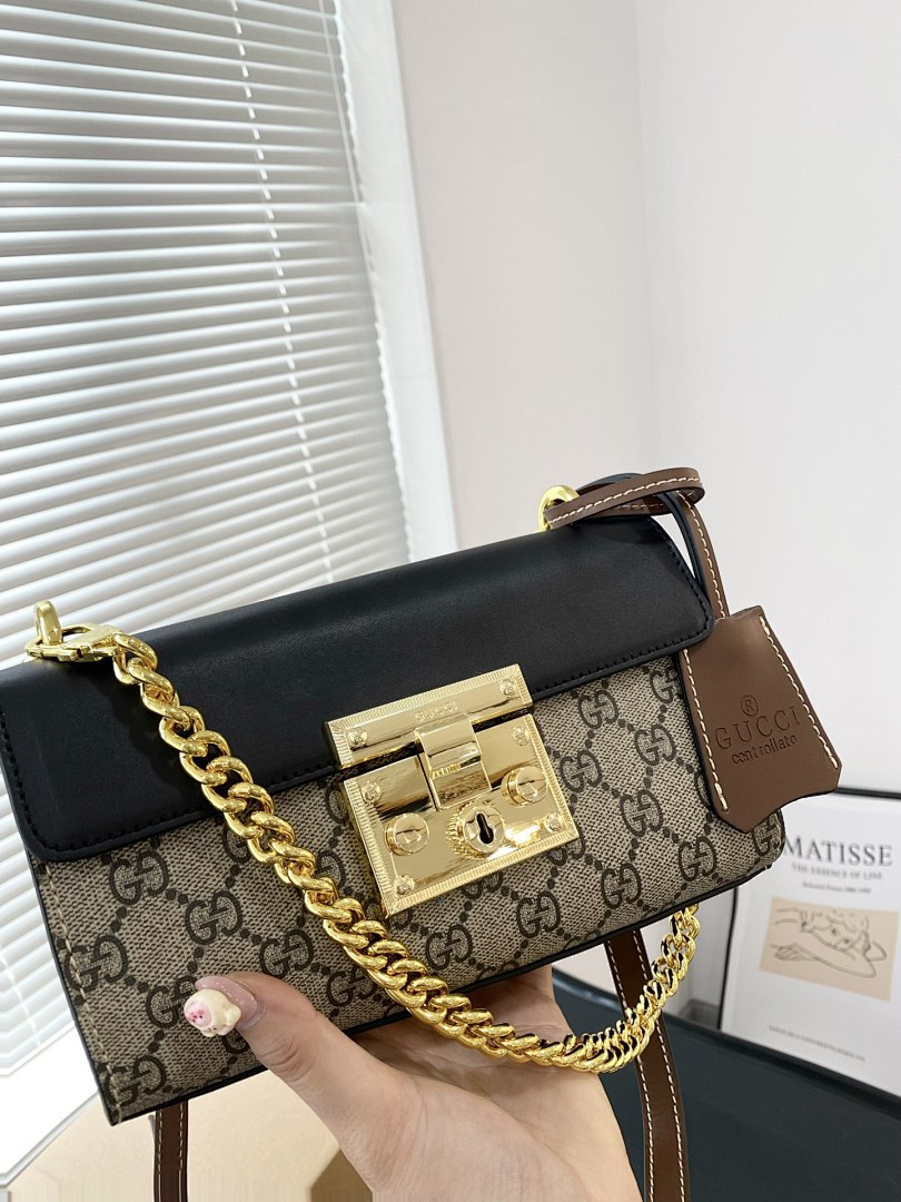 Gucci Padlock GG Supreme Shoulder Bag · 4808 — תמונה 7