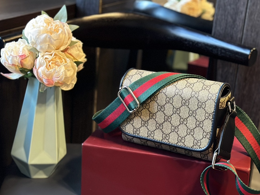 Gucci GG Supreme Messenger Bag · 5024 — תמונה 14