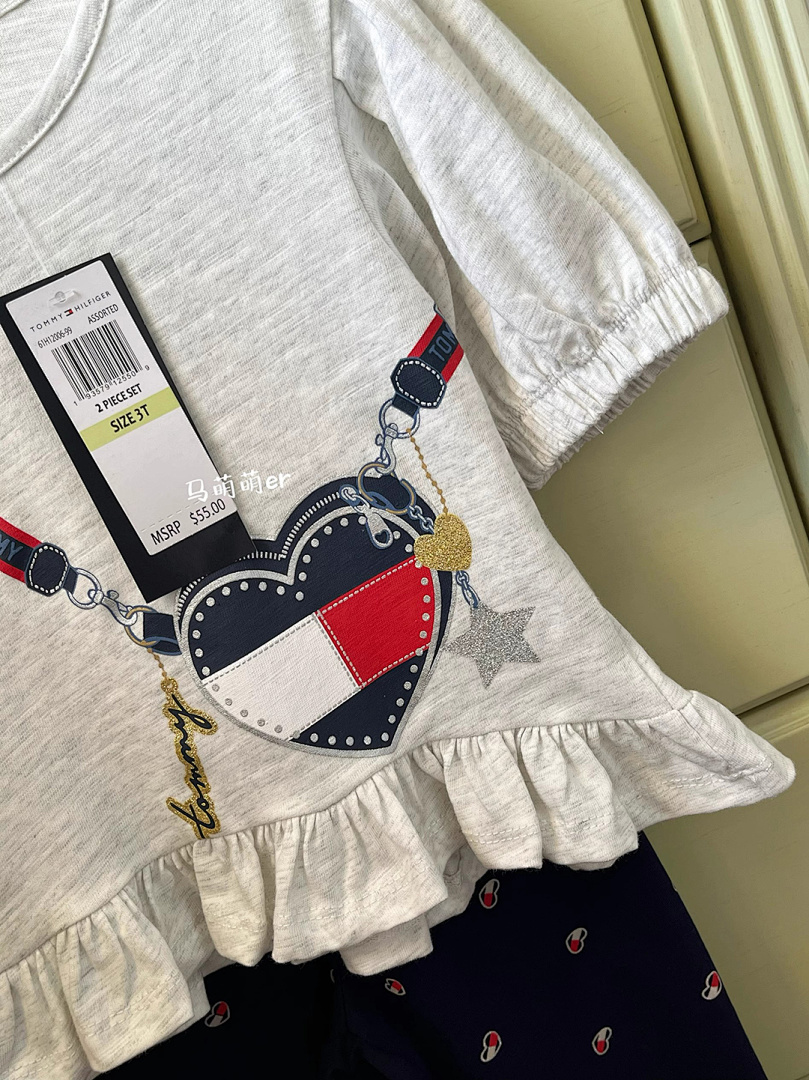 Tommy Hilfiger — סט חולצה ומכנסיים · A2405 — תמונה 13