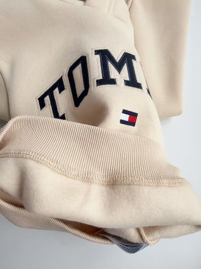 Tommy Hilfiger Varsity Logo Embroidery Hoodie · A2656 — תמונה 13