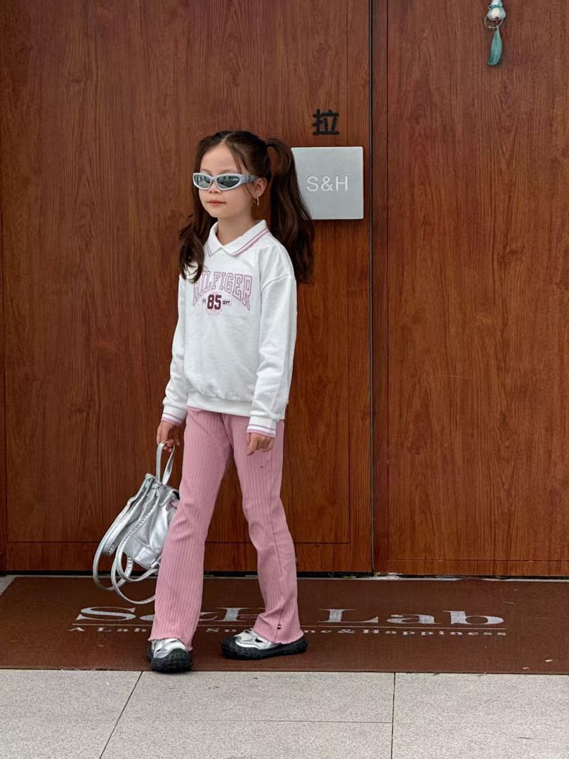 Tommy Hilfiger Babies' Logo Sweatshirt and Pant · A2654 — תמונה 5