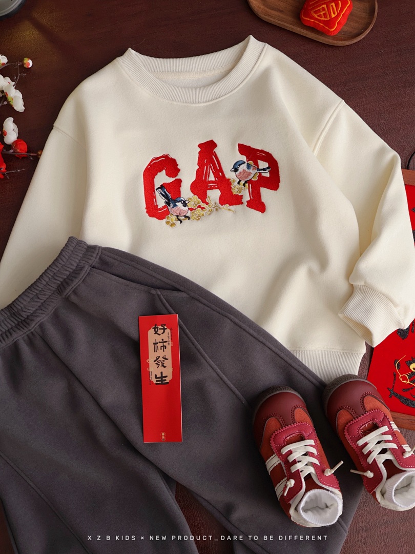 Gap Kids Graphic Logo Sweatshirt · A2889 — תמונה 28