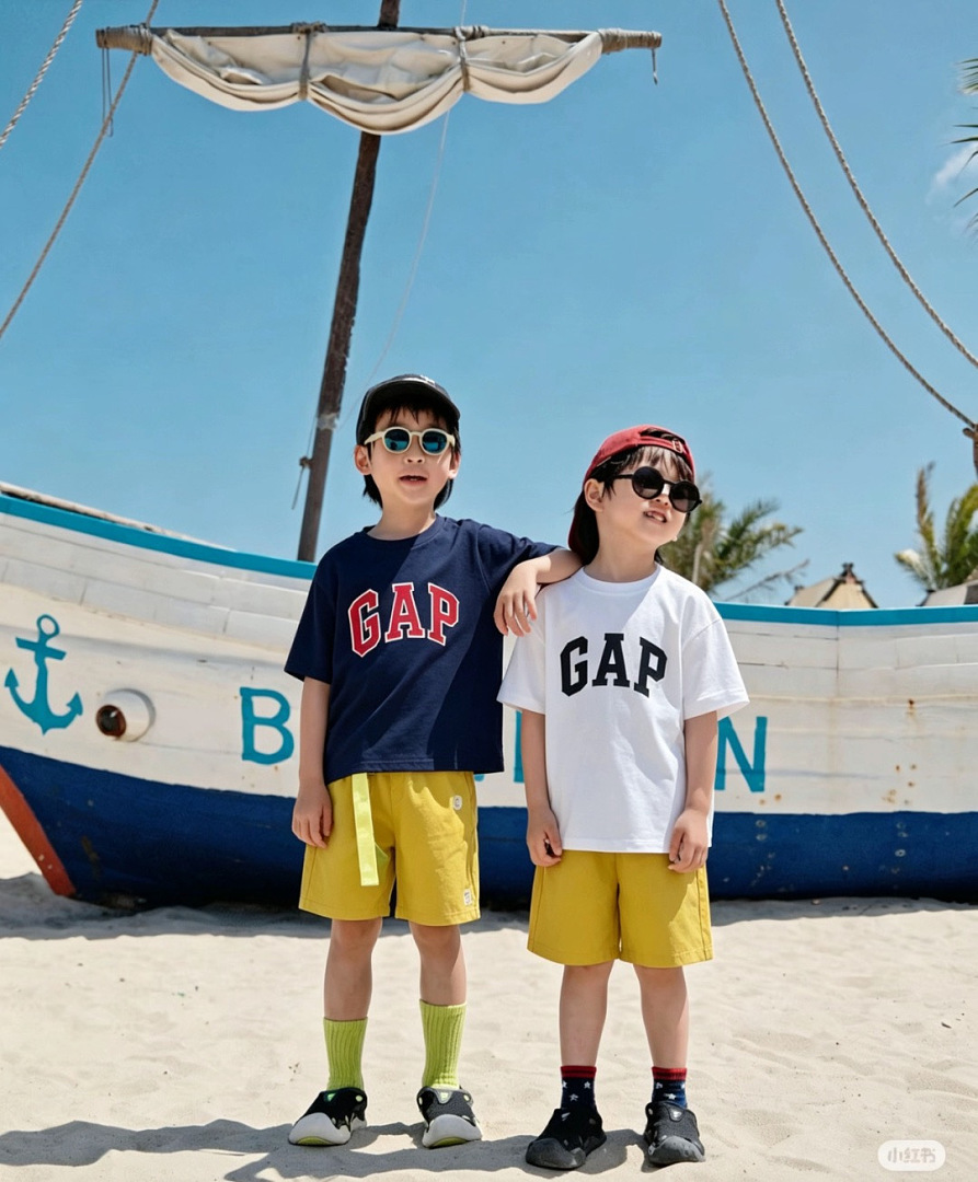 Gap Arch Logo T-Shirt · A3194