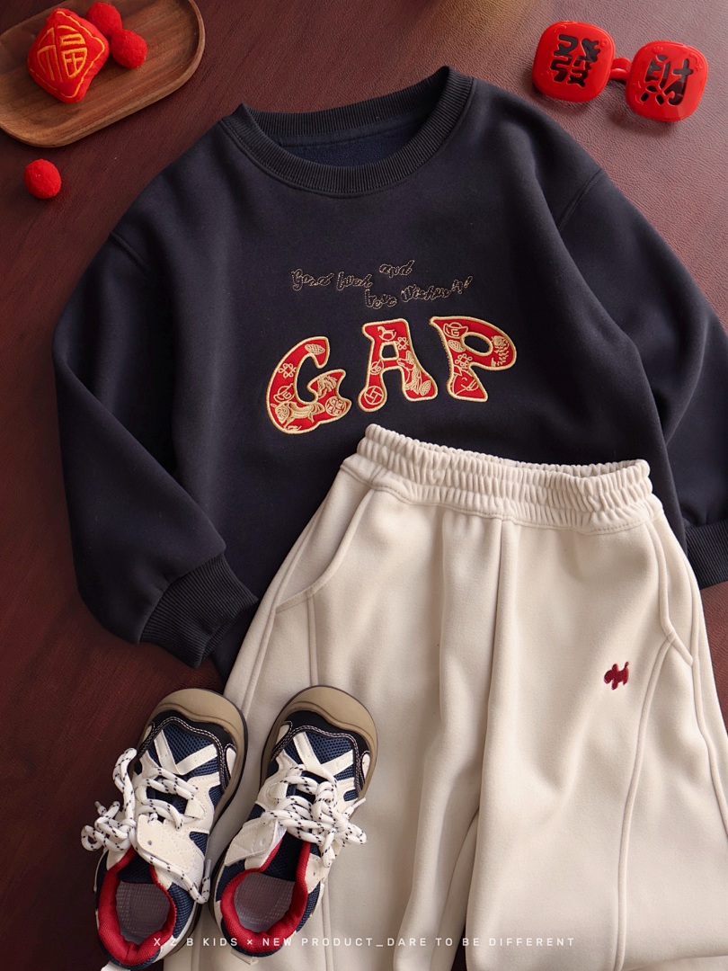 Gap Kids Graphic Logo Sweatshirt · A2889 — תמונה 34