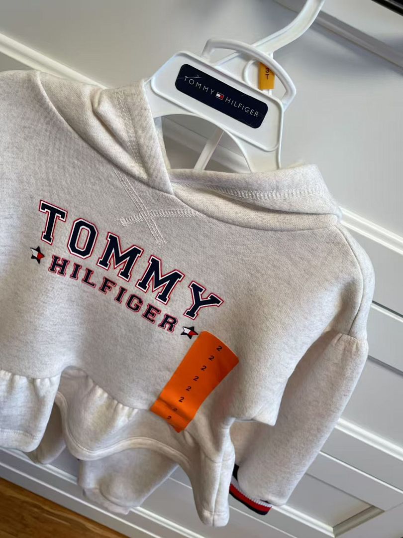 Tommy Hilfiger Tommy Logo Sweatshirt & Pant · A2652 — תמונה 3