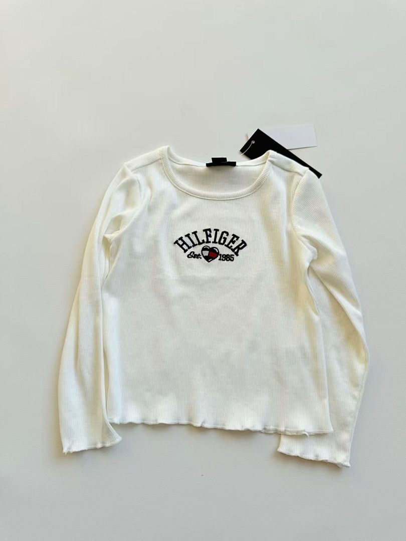 Tommy Hilfiger Logo Long Sleeve T-Shirt · A2657 — תמונה 10