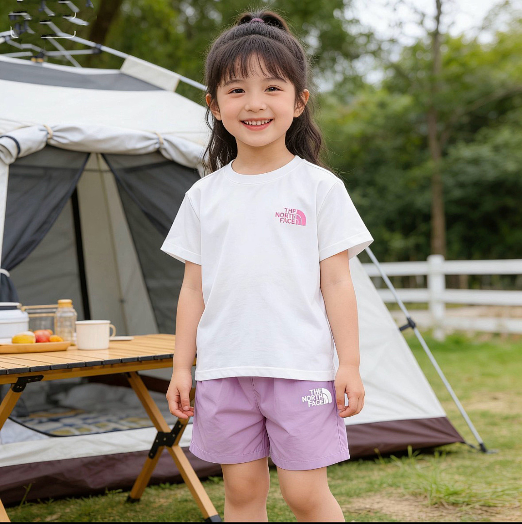 The North Face — סט חולצה ושורטס · A3032 — תמונה 21
