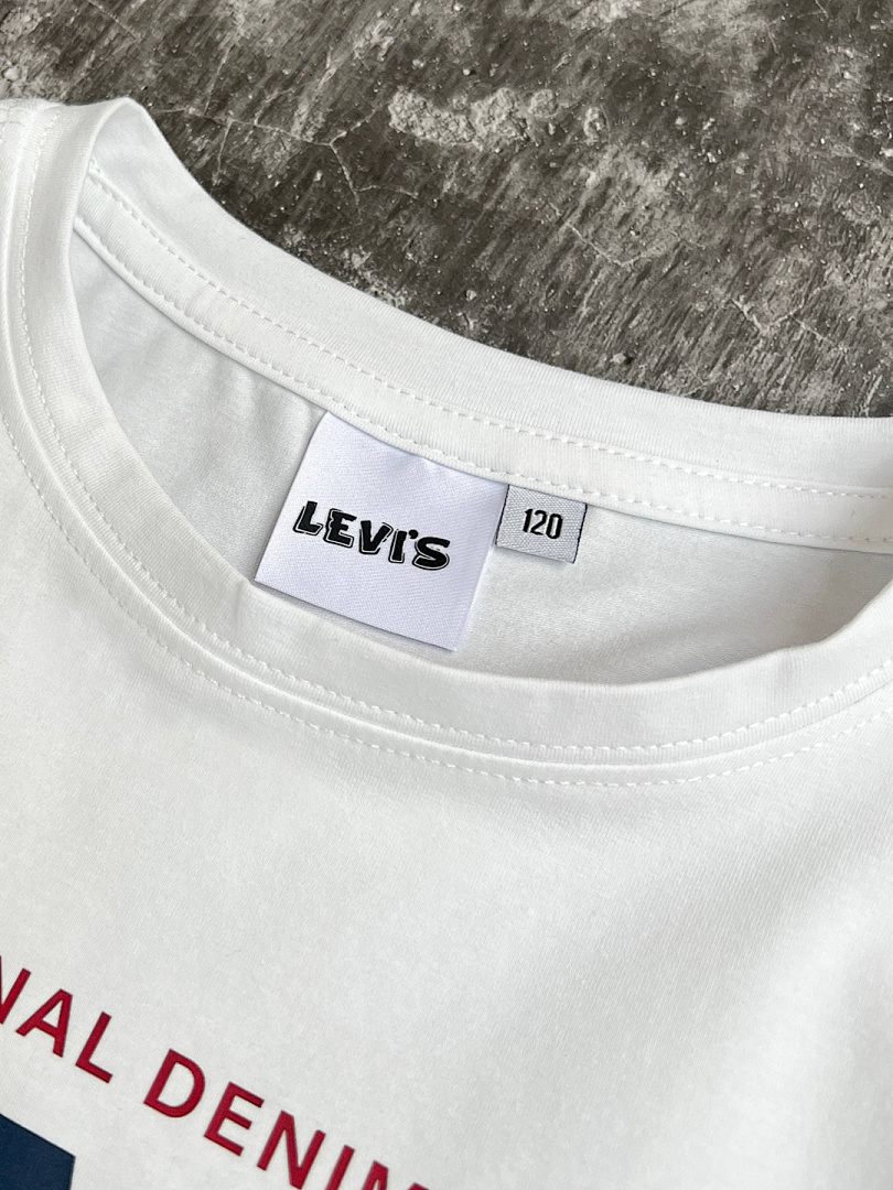 Levi's Classic Graphic T-shirt · A3027 — תמונה 23
