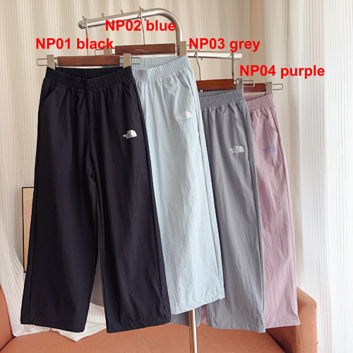 The North Face Easy Wind Trousers · A3036
