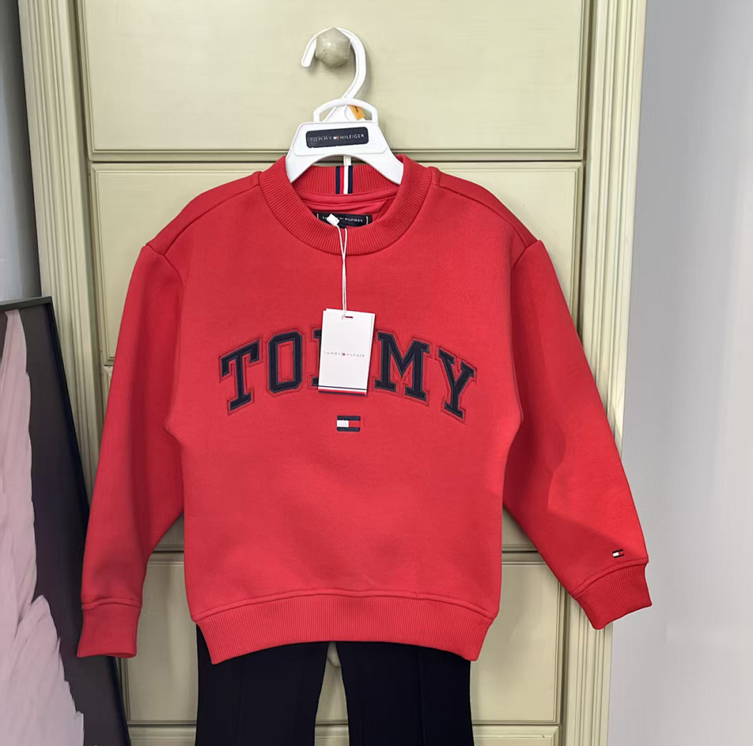 Tommy Hilfiger Varsity Tommy Logo Crewneck Sweatshirt · A2659
