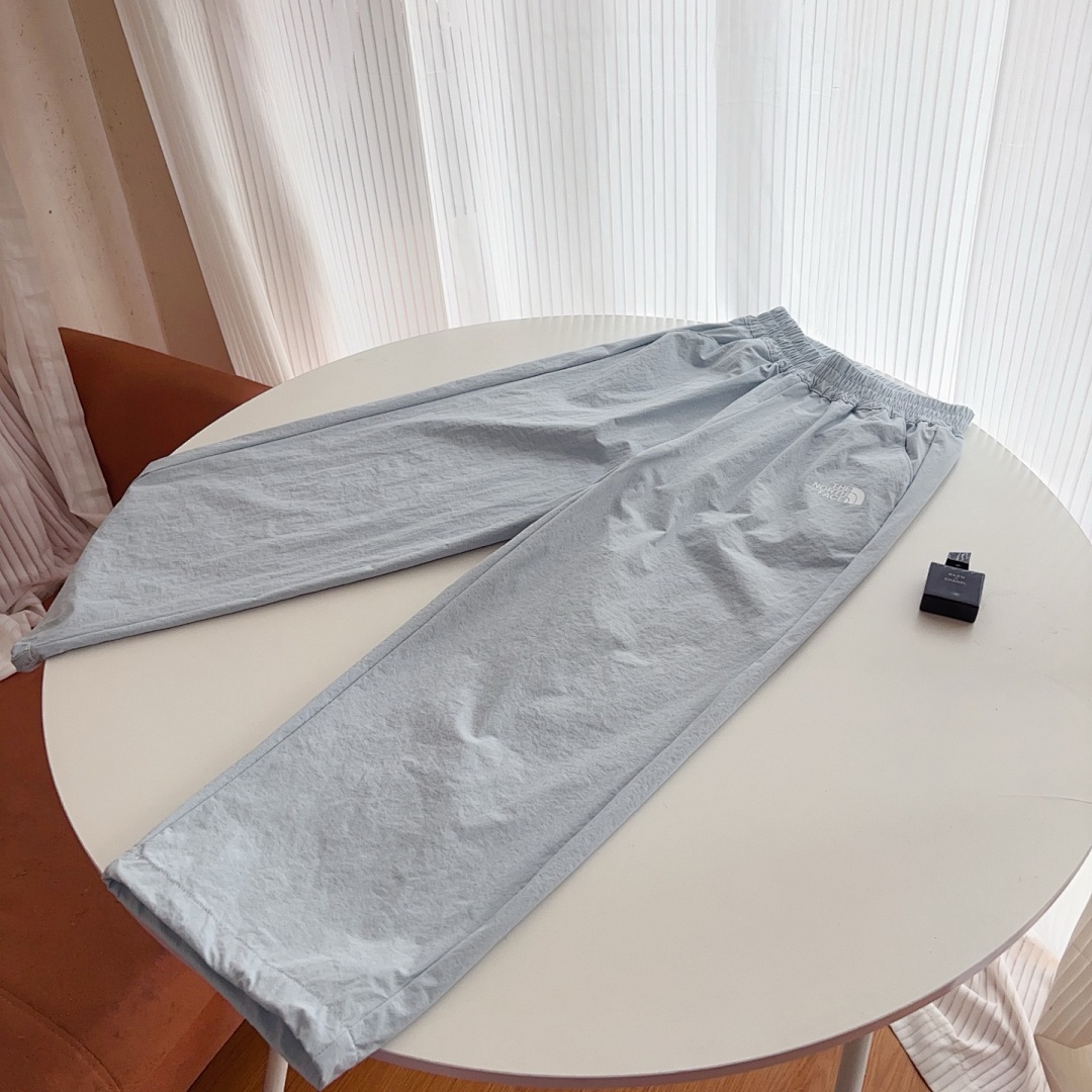 The North Face Easy Wind Trousers · A3036 — תמונה 11