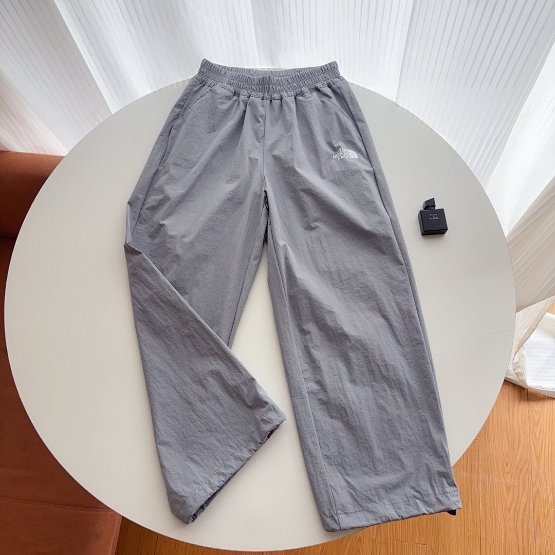 The North Face Easy Wind Trousers · A3036 — תמונה 4