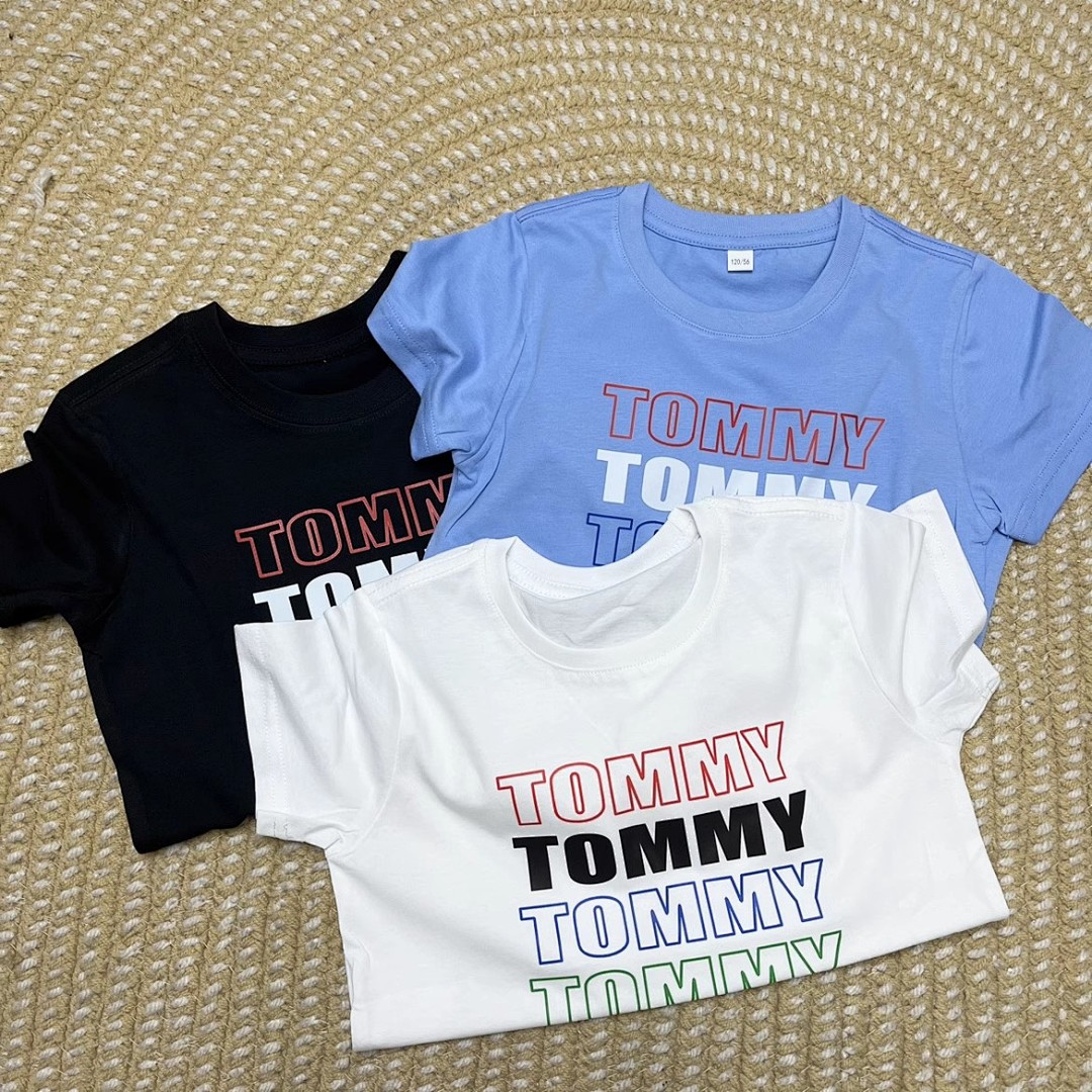 Tommy Hilfiger Varsity Tommy Logo T-Shirt · A2248 — תמונה 6
