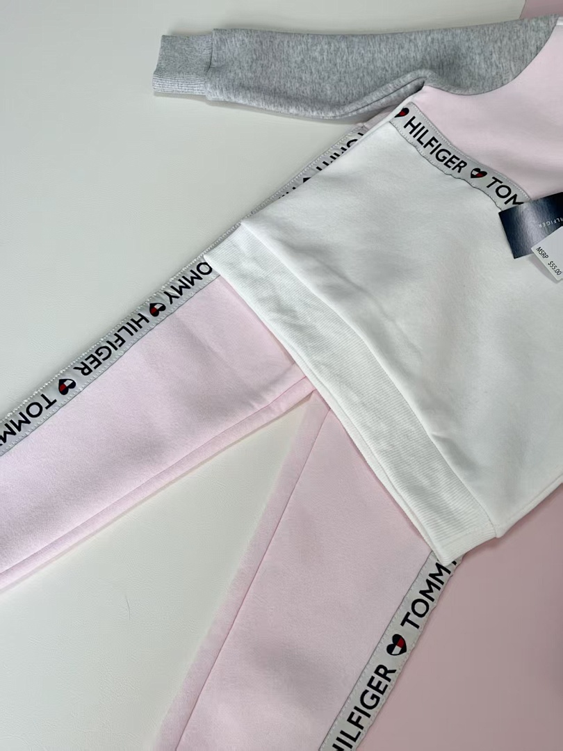 Tommy Hilfiger — סט קפוצ'ון ומכנסיים · A2658 — תמונה 4