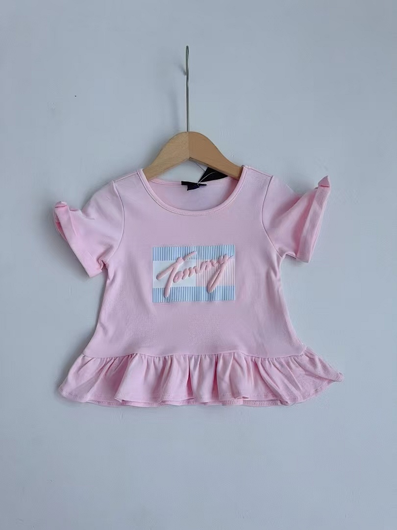 Tommy Hilfiger — סט חולצה ומכנסיים קצרים · A2406 — תמונה 9