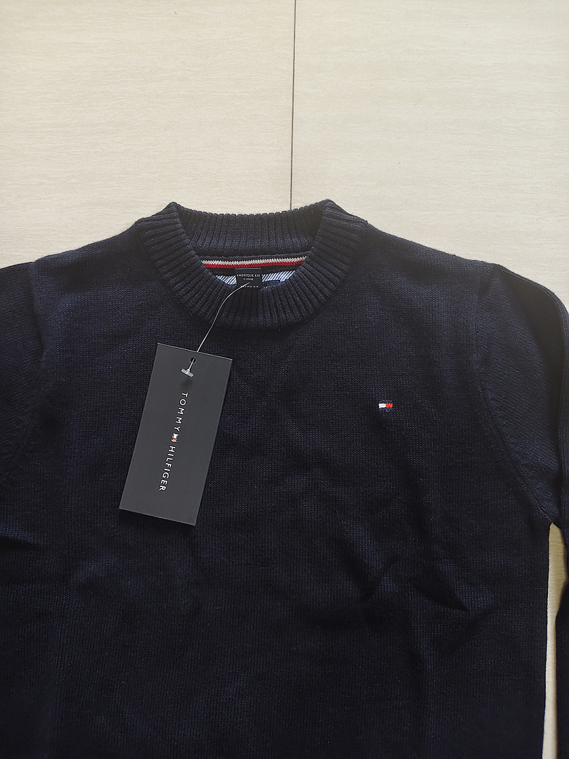 Tommy Hilfiger Classic Crewneck Sweater · A3401 — תמונה 8