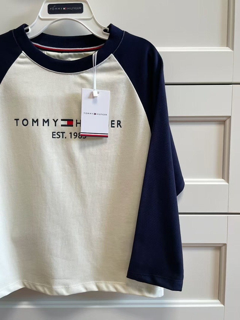 Tommy Hilfiger Kids' Raglan Colorblock T-Shirt · A2650 — תמונה 15