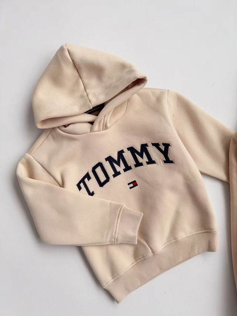 Tommy Hilfiger Varsity Logo Embroidery Hoodie · A2656 — תמונה 14