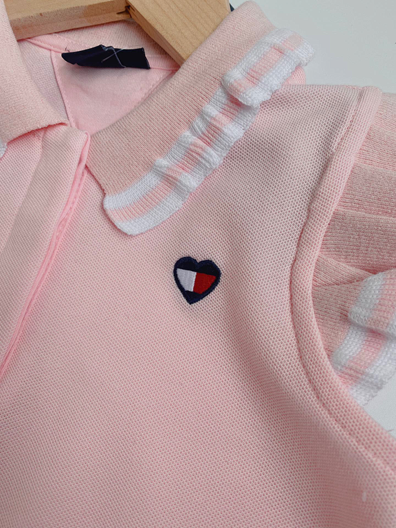 Tommy Hilfiger Sleeveless Pleated Polo Dress · A2394 — תמונה 6