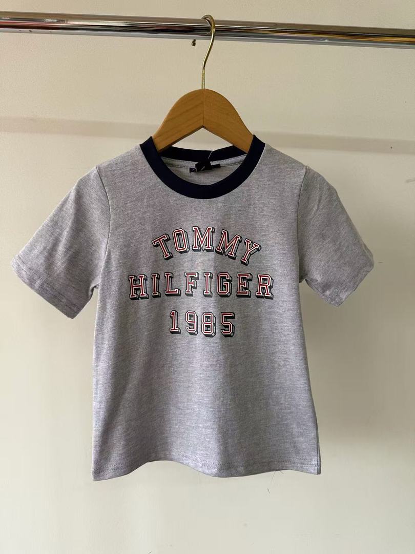 Tommy Hilfiger Varsity Logo T-Shirt · A3091 — תמונה 3