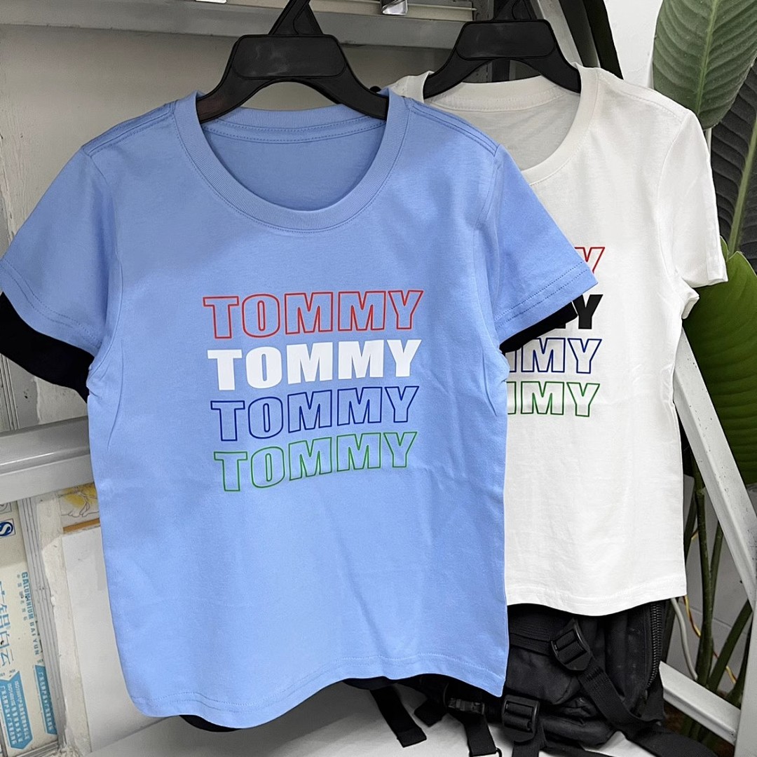 Tommy Hilfiger Varsity Tommy Logo T-Shirt · A2248 — תמונה 11
