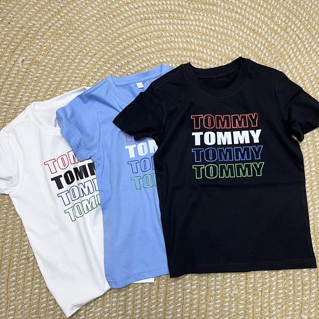Tommy Hilfiger Varsity Tommy Logo T-Shirt · A2248 — תמונה 5