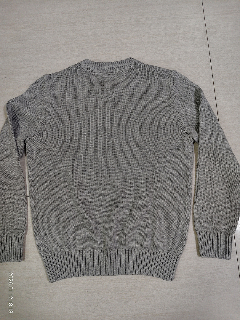 Tommy Hilfiger Essential Pure Lambswool Jumper · A2900 — תמונה 7