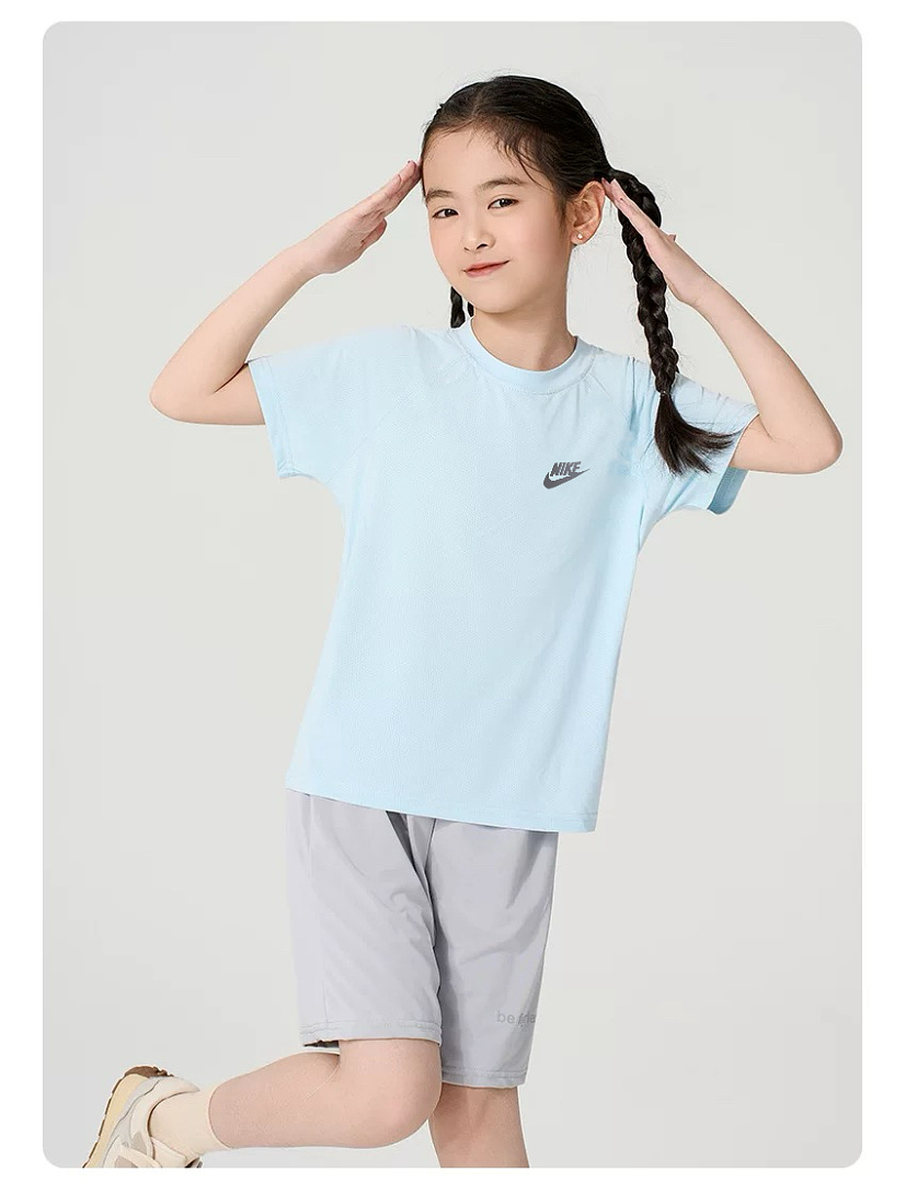 Nike Sportswear Kids T-Shirt · A3201 — תמונה 37