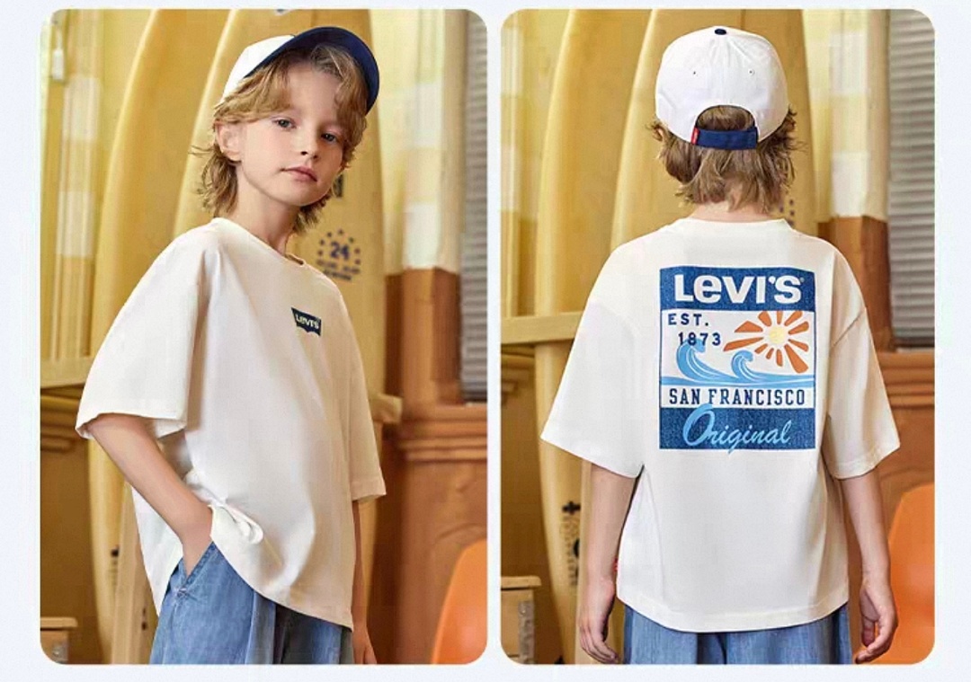 Levi's Graphic Logo Vintage Short Sleeve · A3213