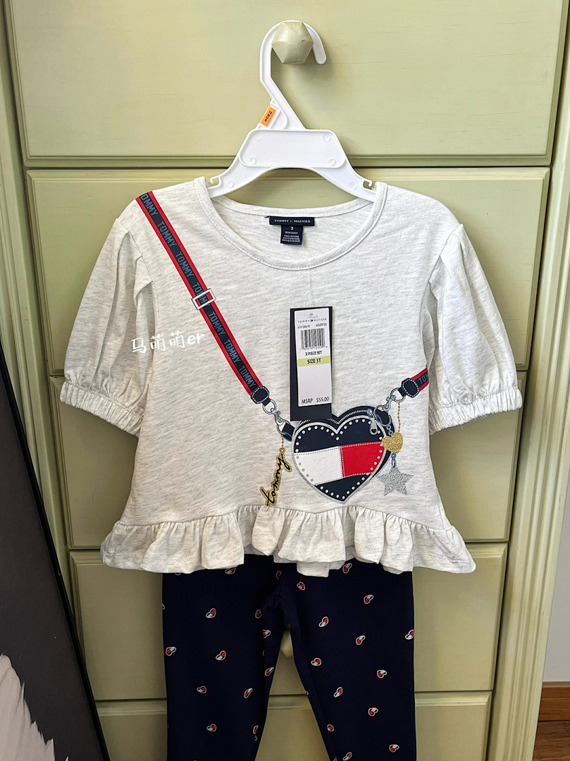 Tommy Hilfiger — סט חולצה ומכנסיים · A2405 — תמונה 16