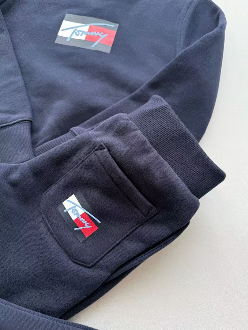 Tommy Hilfiger Flag Logo Sweatshirt · A2849 — תמונה 13