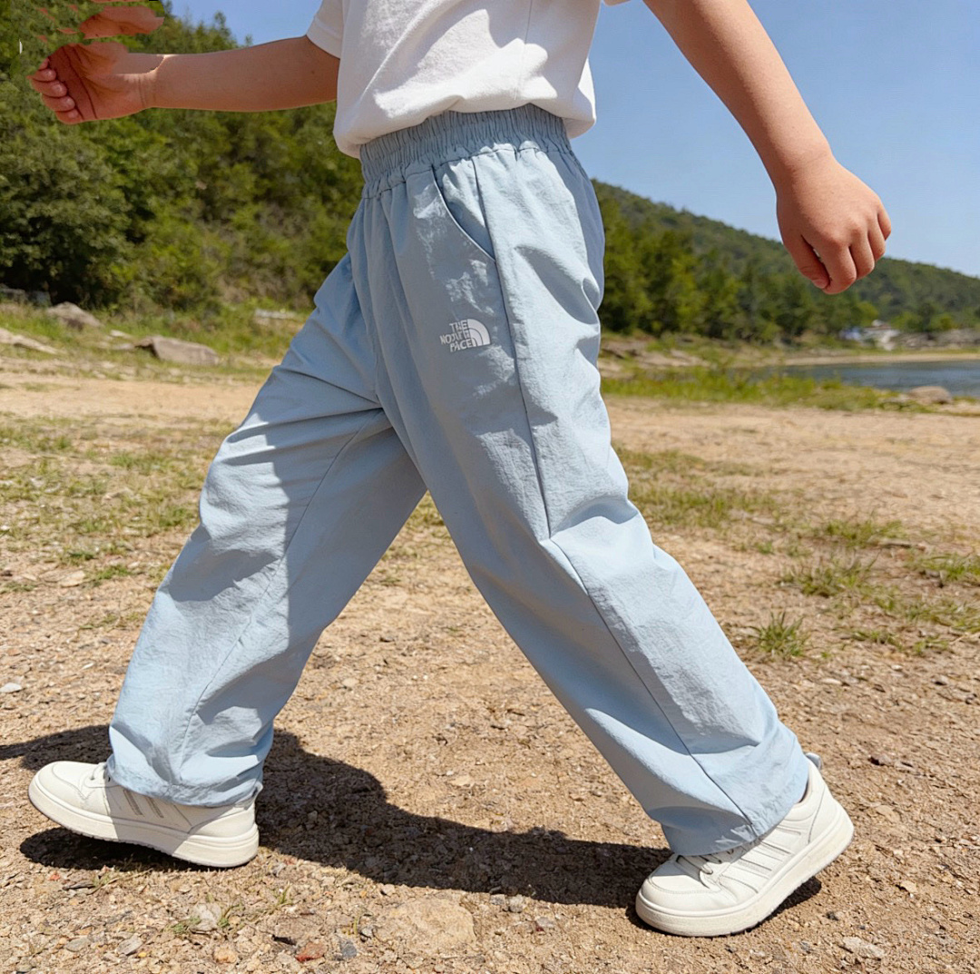 The North Face Easy Wind Trousers · A3036 — תמונה 31