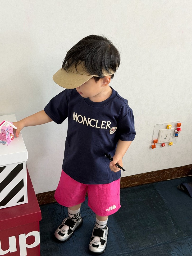 Moncler — חולצת טי · A3082 — תמונה 22