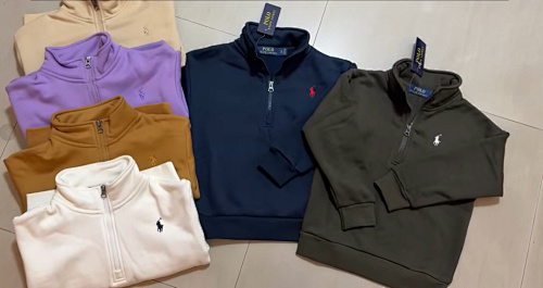 Ralph Lauren Quarter-Zip Sweatshirt · A2881