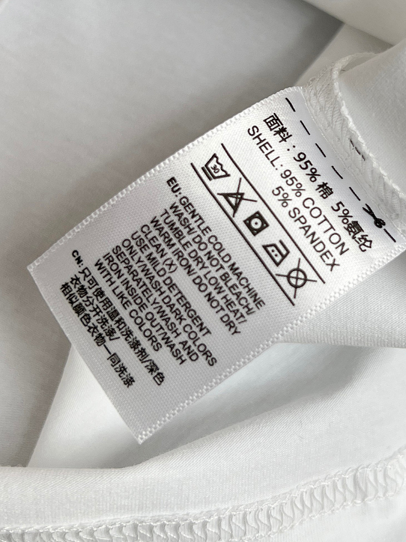 Levi's Classic Graphic T-shirt · A3027 — תמונה 17