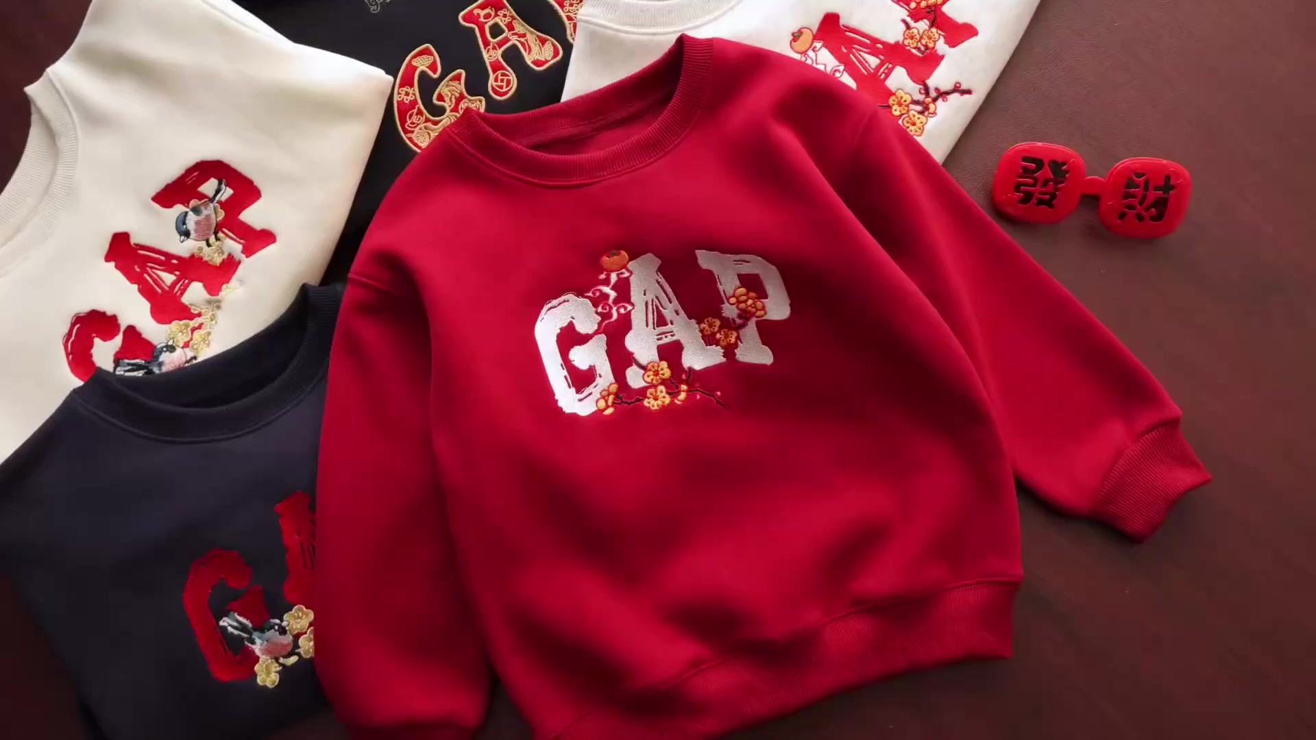 Gap Kids Graphic Logo Sweatshirt · A2889 — תמונה 4