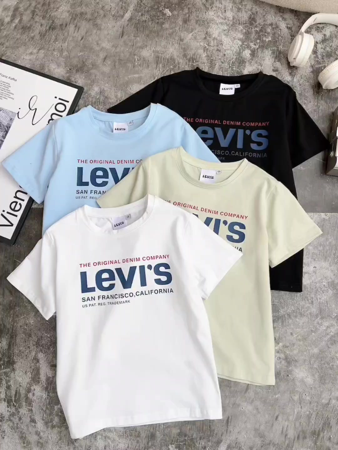 Levi's Classic Graphic T-shirt · A3027 — תמונה 2