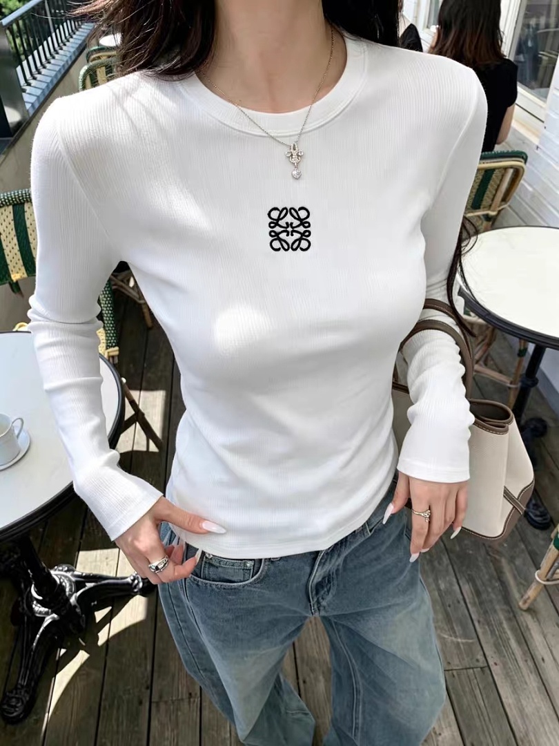 Loewe Anagram Long-Sleeve T-Shirt · A3470 — תמונה 15
