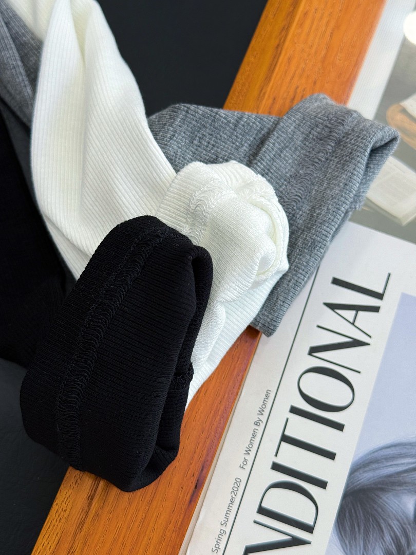 Loewe Anagram Long-Sleeve T-Shirt · A3470 — תמונה 4