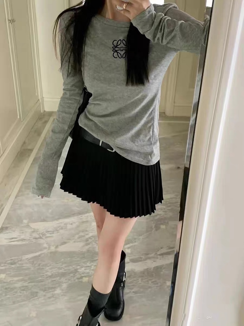 Loewe Anagram Long-Sleeve T-Shirt · A3470 — תמונה 14